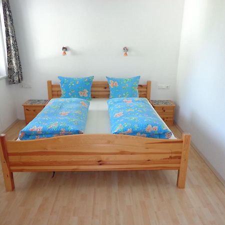 Sterzingerhof Apartment นอยชติฟ อิม ชตูไปทัล ภายนอก รูปภาพ