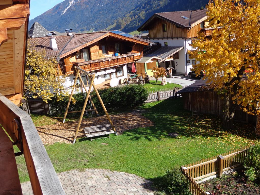 Sterzingerhof Apartment นอยชติฟ อิม ชตูไปทัล ภายนอก รูปภาพ