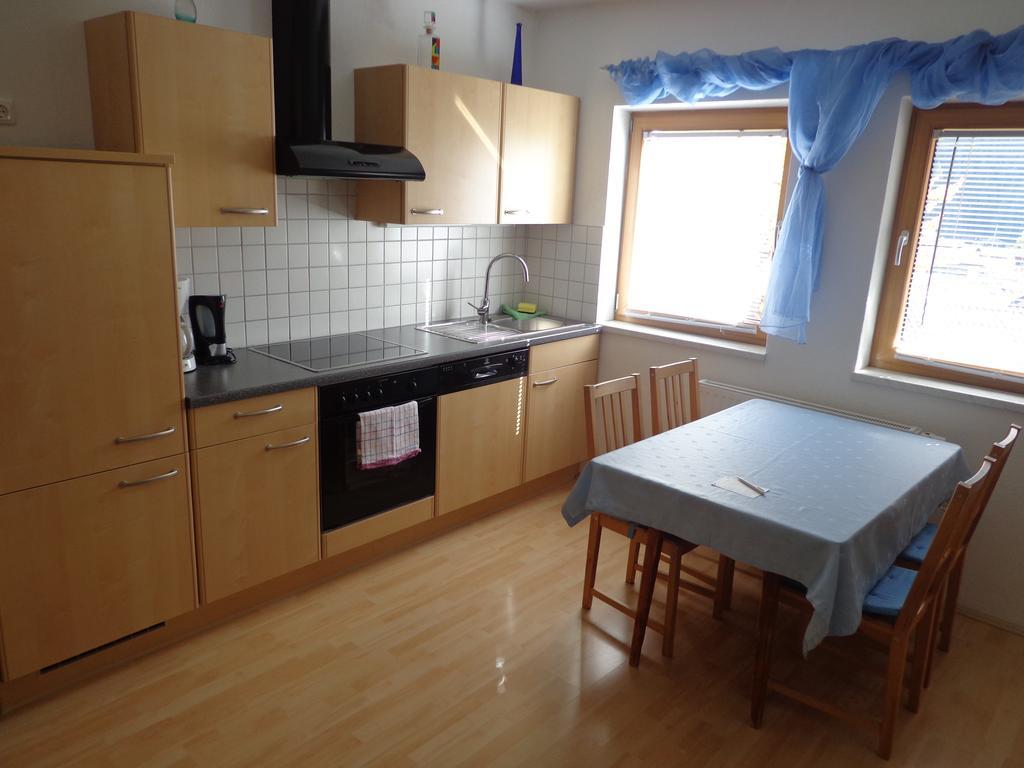 Sterzingerhof Apartment นอยชติฟ อิม ชตูไปทัล ภายนอก รูปภาพ